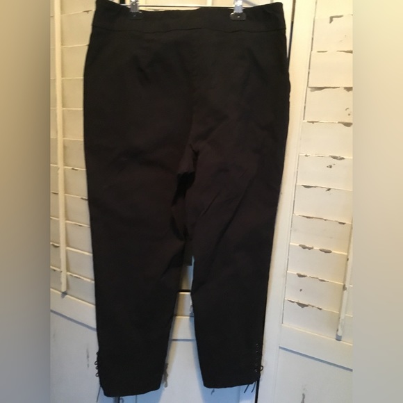 Additionelle capris - Picture 3 of 3